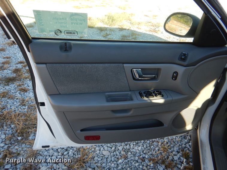 image for item DL0146 2002 Ford Taurus