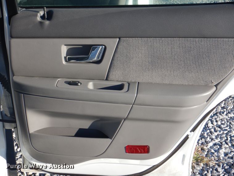 image for item DL0146 2002 Ford Taurus