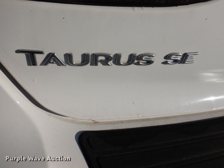 image for item DL0146 2002 Ford Taurus