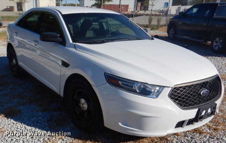 image for item DL0152 2015 Ford Taurus Police Interceptor