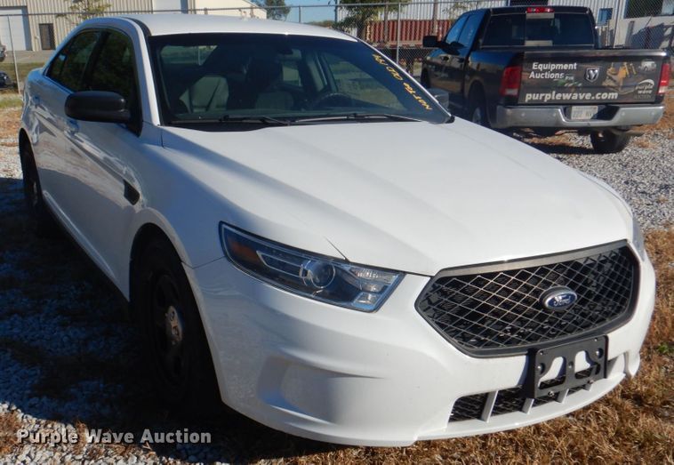 image for item DL0156 2015 Ford Taurus Police Interceptor