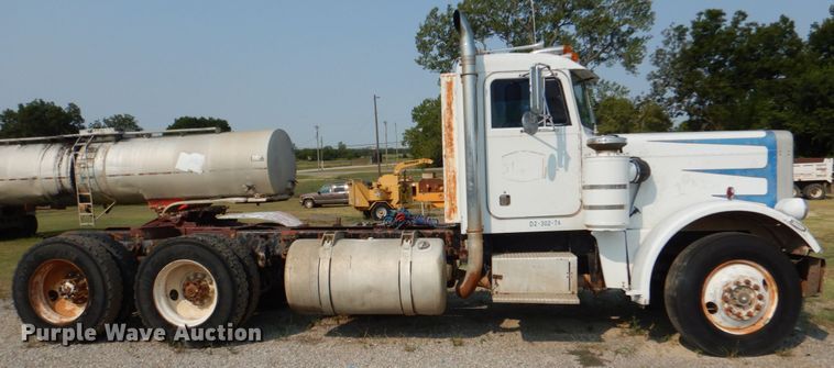 image for item DL0577 1979 Peterbilt 389-S19  semi truck