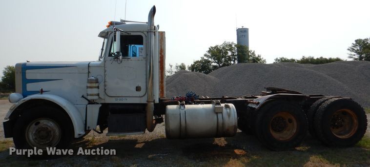 image for item DL0577 1979 Peterbilt 389-S19  semi truck