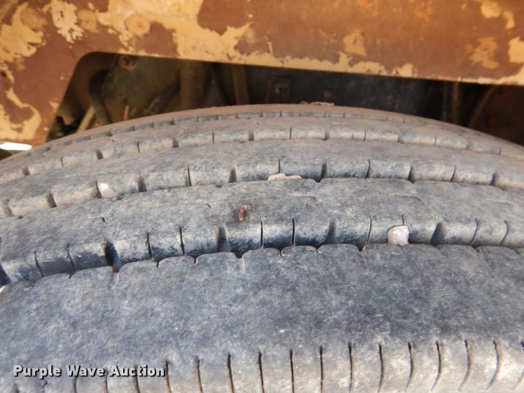 image for item DL0577 1979 Peterbilt 389-S19  semi truck