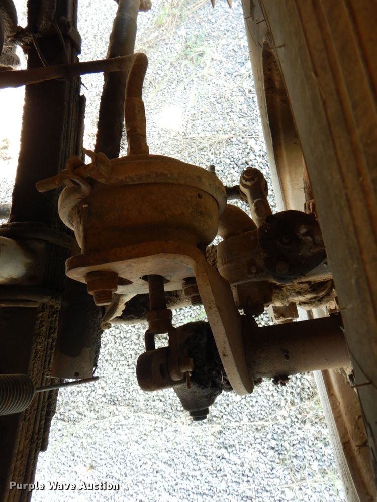 image for item DL0577 1979 Peterbilt 389-S19  semi truck