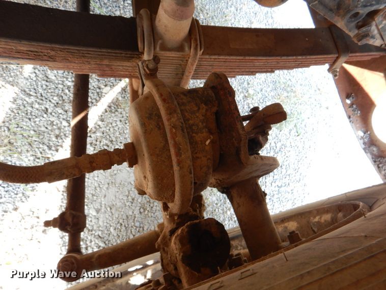 image for item DL0577 1979 Peterbilt 389-S19  semi truck