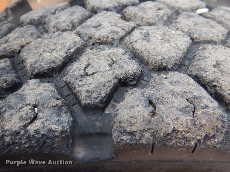 image for item DL0577 1979 Peterbilt 389-S19  semi truck