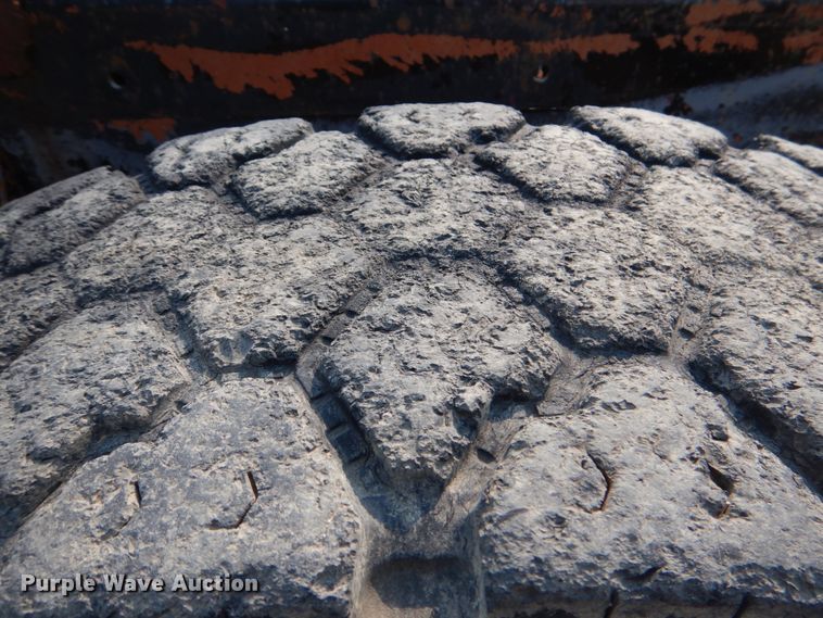 image for item DL0577 1979 Peterbilt 389-S19  semi truck