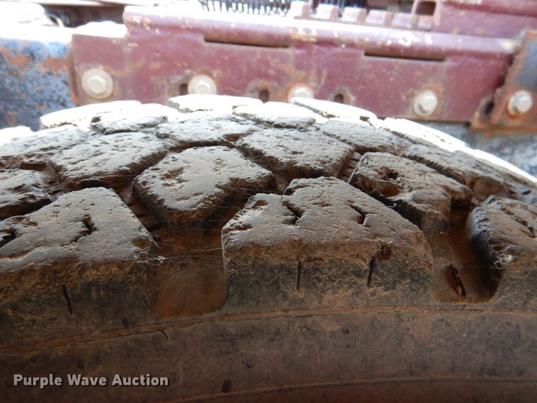 image for item DL0577 1979 Peterbilt 389-S19  semi truck