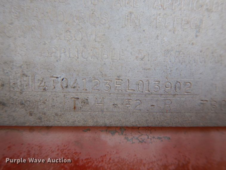 image for item DL0578 1984 Fruehauf TA4-52-R  tank trailer