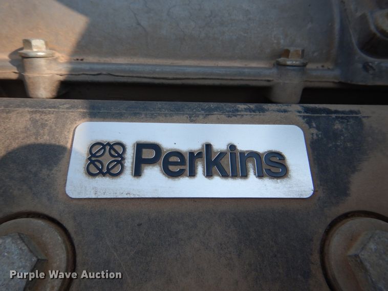 image for item DL0579 2001 Vermeer BC1250A  wood chipper