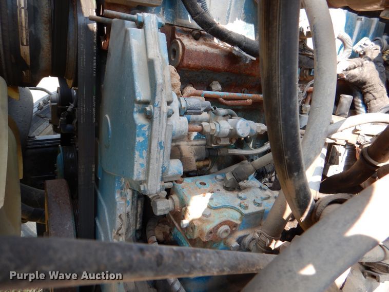 image for item DL0581 2003 International 7400  dump truck