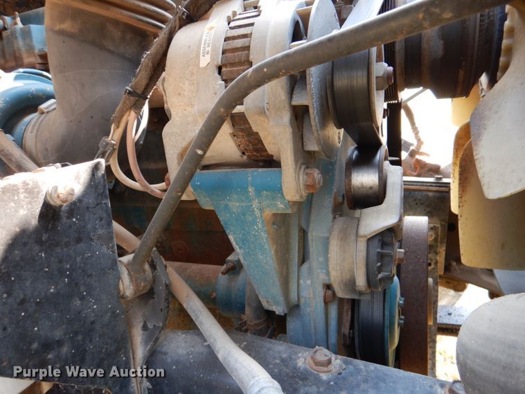 image for item DL0581 2003 International 7400  dump truck