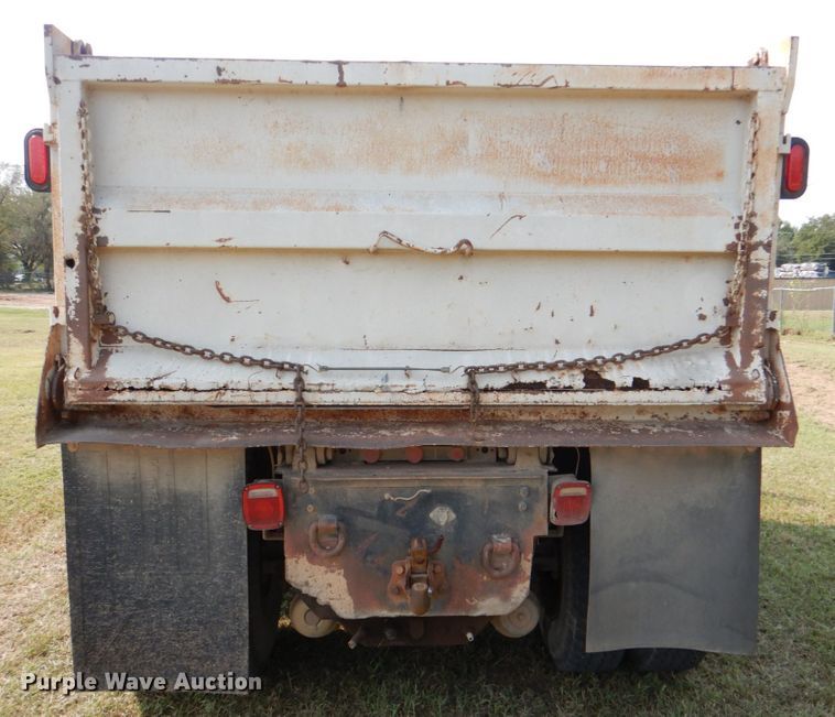 image for item DL0582 1990 Freightliner FLD120  dump truck