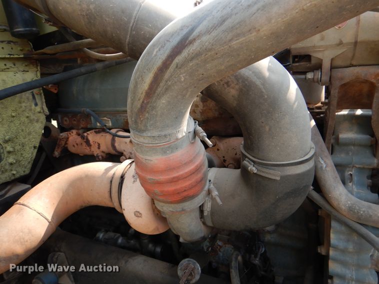 image for item DL0582 1990 Freightliner FLD120  dump truck