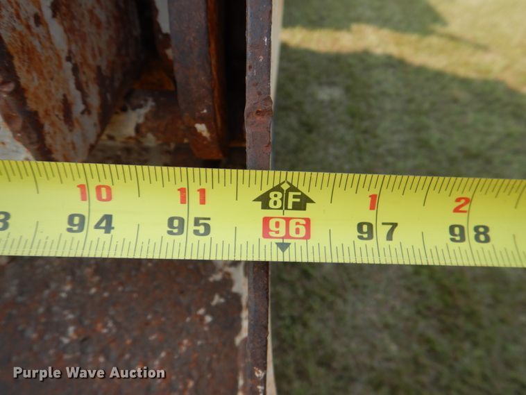 image for item DL0582 1990 Freightliner FLD120  dump truck