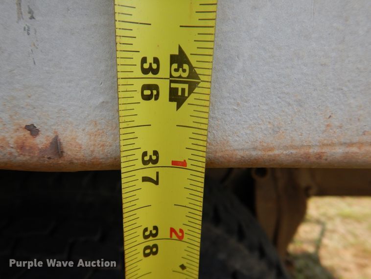 image for item DL0582 1990 Freightliner FLD120  dump truck