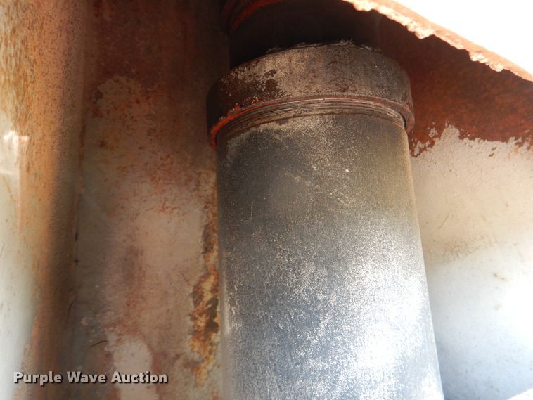 image for item DL0582 1990 Freightliner FLD120  dump truck