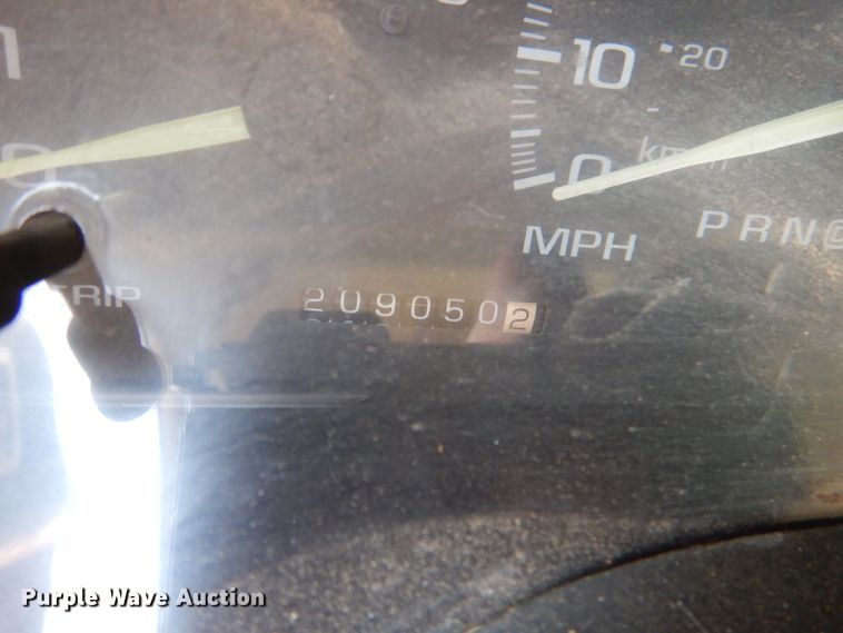 image for item DL0583 1997 Chevrolet Suburban  SUV