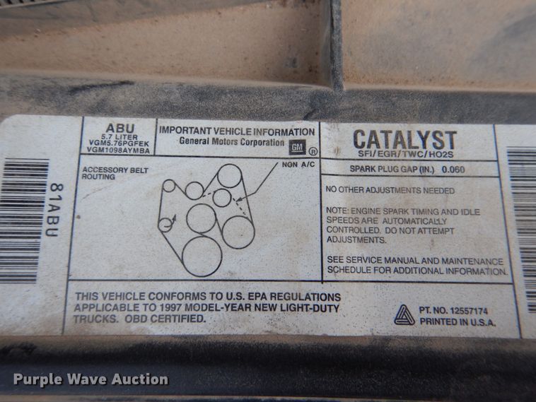 image for item DL0583 1997 Chevrolet Suburban  SUV