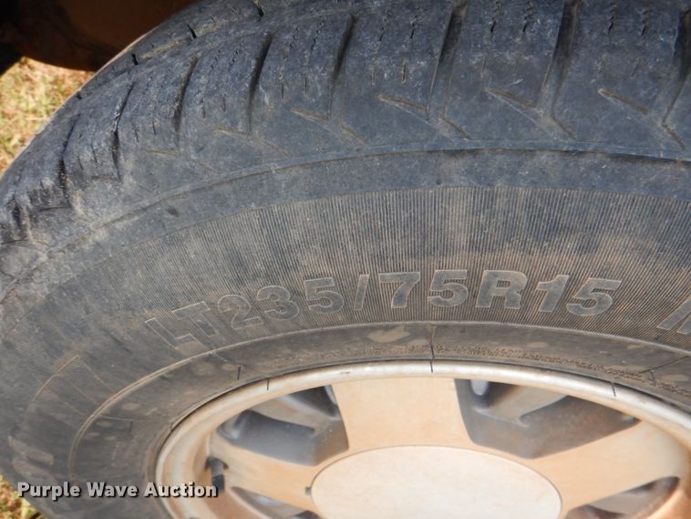 image for item DL0583 1997 Chevrolet Suburban  SUV