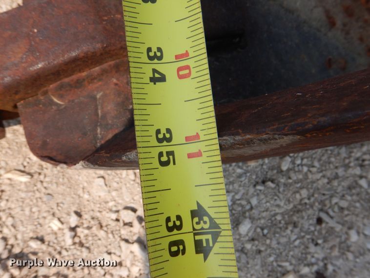 image for item DL0584 Excavator bucket