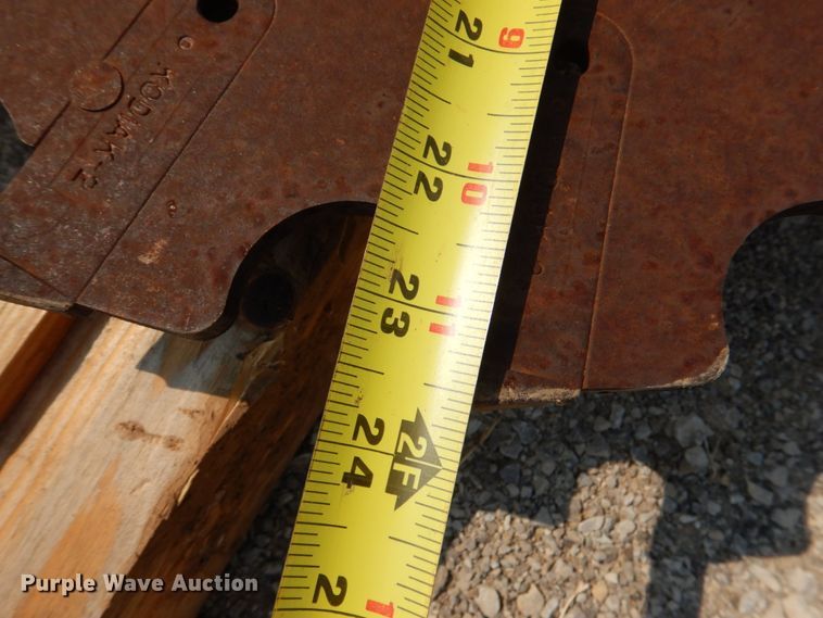 image for item DL0585 Diamond  excavator mower