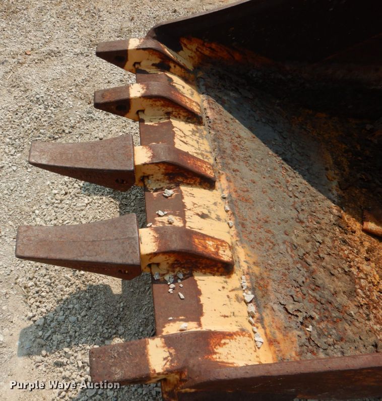 image for item DL0586 Excavator bucket