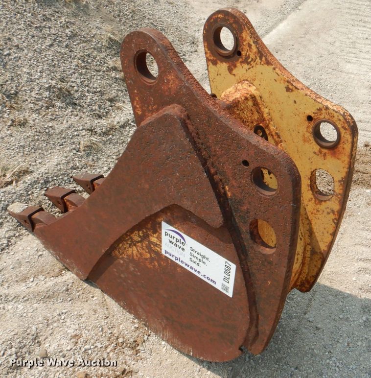 image for item DL0587 Mini excavator bucket