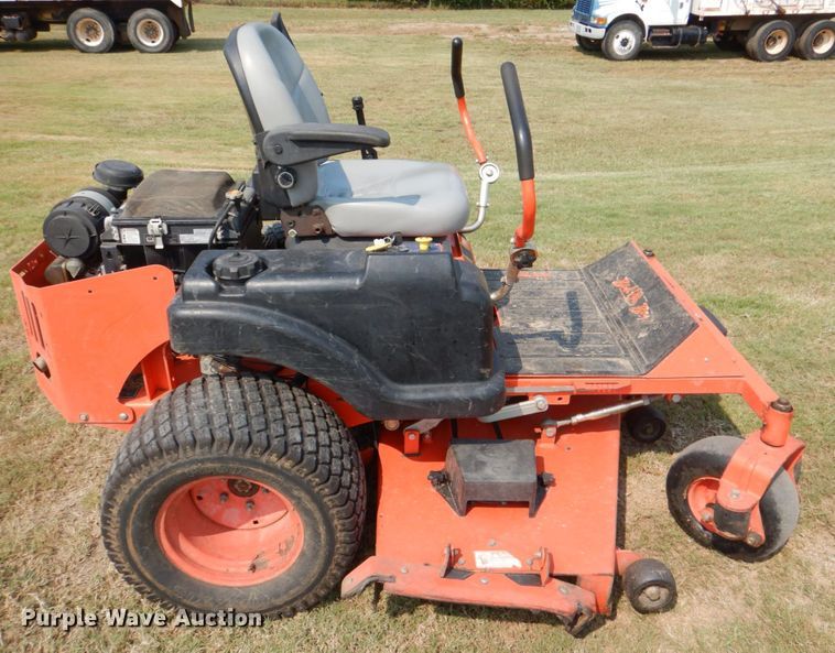 image for item DL0588 2010 Bad Boy  ZTR lawn mower