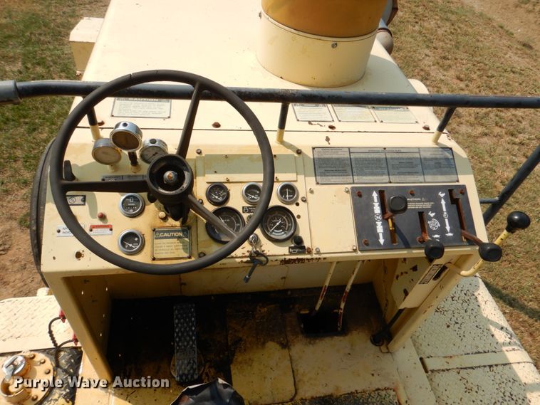 image for item DL0590 Bomag MPH100R  recycler