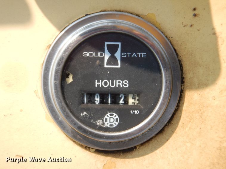 image for item DL0590 Bomag MPH100R  recycler