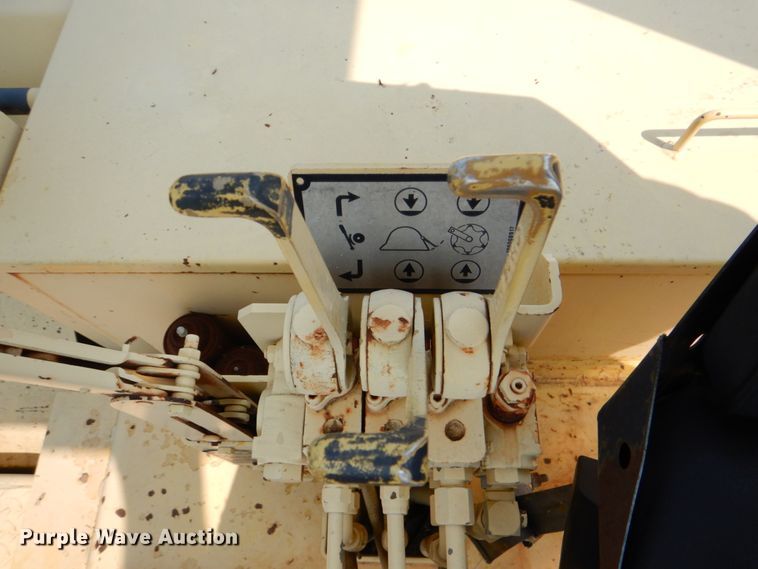 image for item DL0590 Bomag MPH100R  recycler