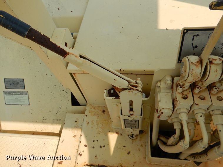 image for item DL0590 Bomag MPH100R  recycler