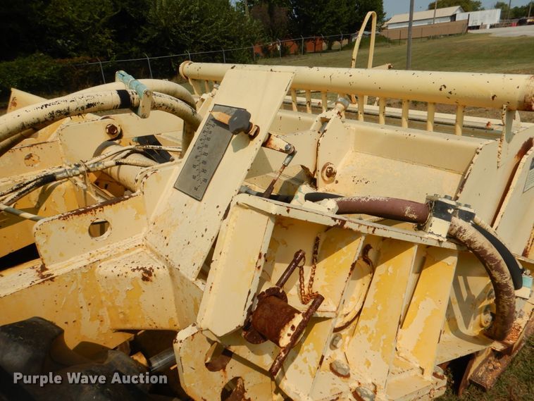 image for item DL0590 Bomag MPH100R  recycler