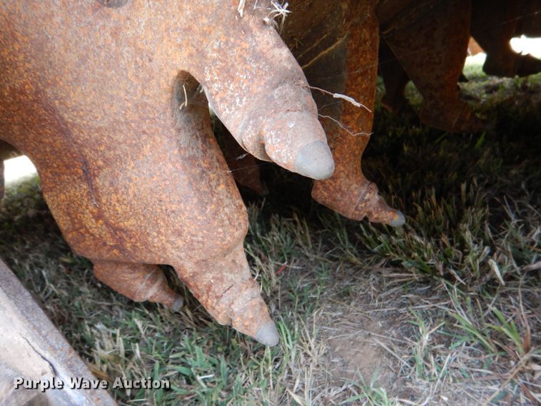 image for item DL0590 Bomag MPH100R  recycler