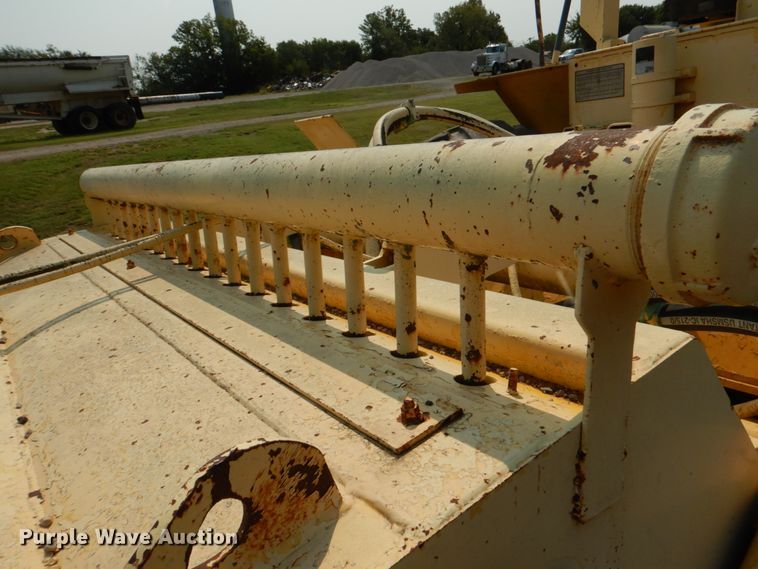 image for item DL0590 Bomag MPH100R  recycler