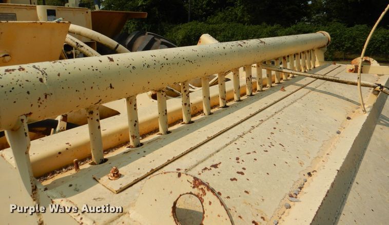 image for item DL0590 Bomag MPH100R  recycler