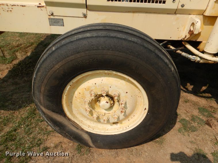 image for item DL0590 Bomag MPH100R  recycler