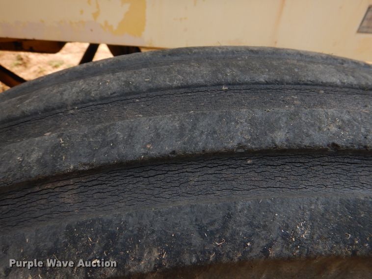 image for item DL0590 Bomag MPH100R  recycler