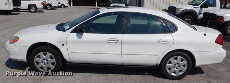 image for item DL3077 2001 Ford Taurus LX