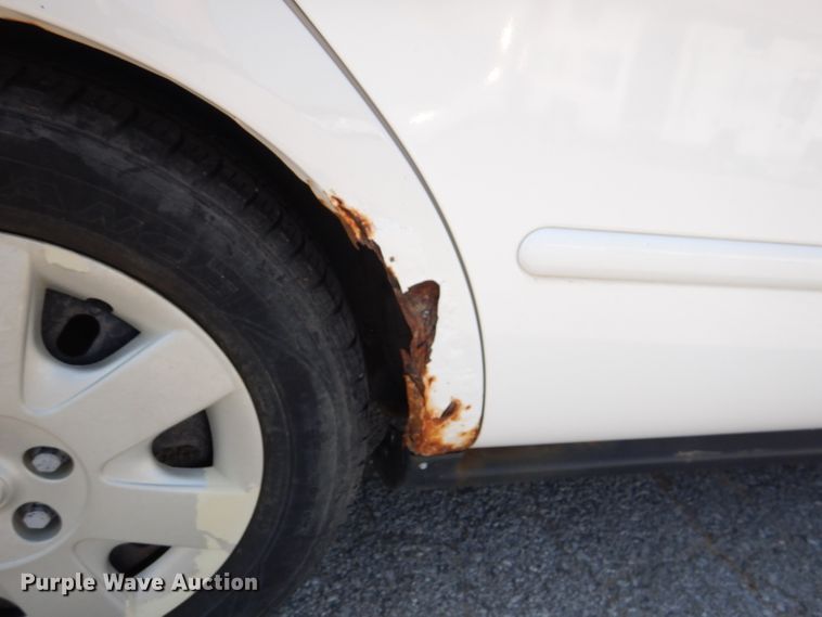 image for item DL3077 2001 Ford Taurus LX