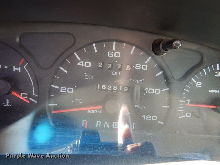 image for item DL3077 2001 Ford Taurus LX