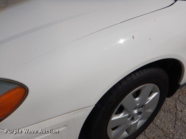 image for item DL3079 2004 Ford Taurus SE