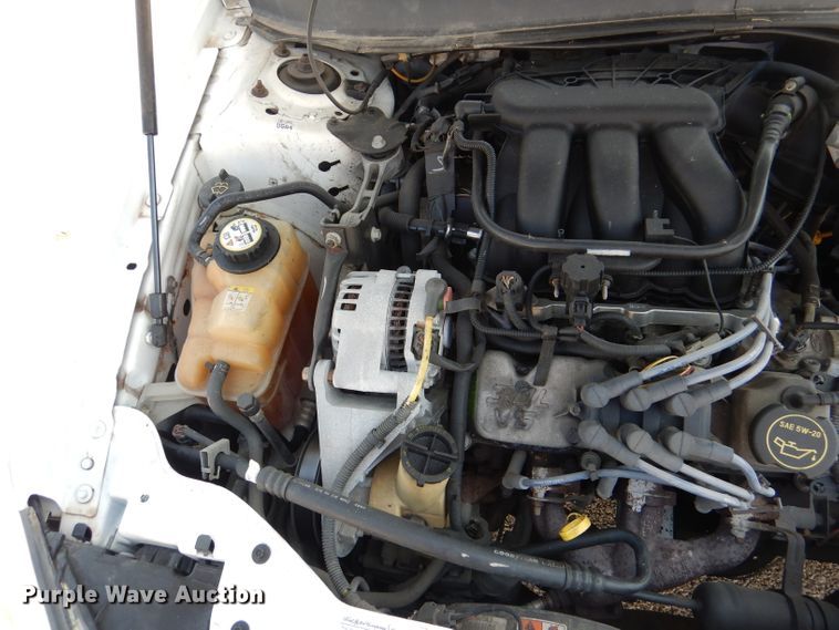 image for item DL3079 2004 Ford Taurus SE