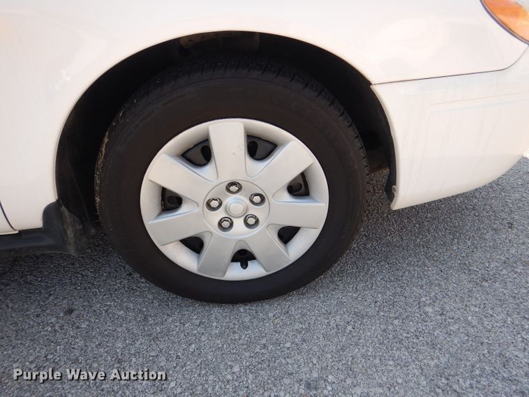 image for item DL3079 2004 Ford Taurus SE