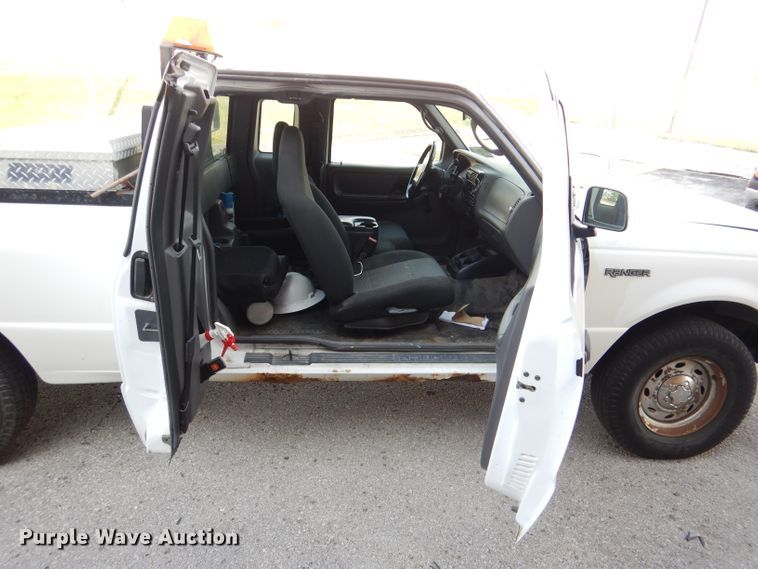 image for item DL3083 2003 Ford Ranger  SuperCab pickup truck