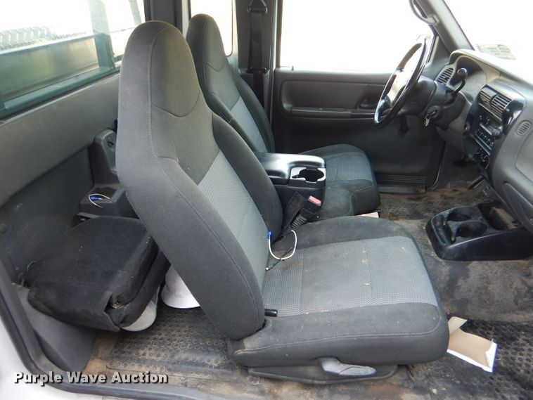 image for item DL3083 2003 Ford Ranger  SuperCab pickup truck