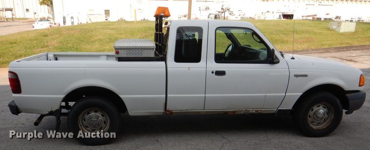 image for item DL3084 2003 Ford Ranger  SuperCab pickup truck