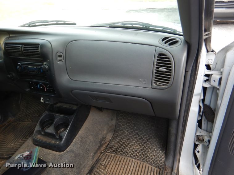 image for item DL3084 2003 Ford Ranger  SuperCab pickup truck